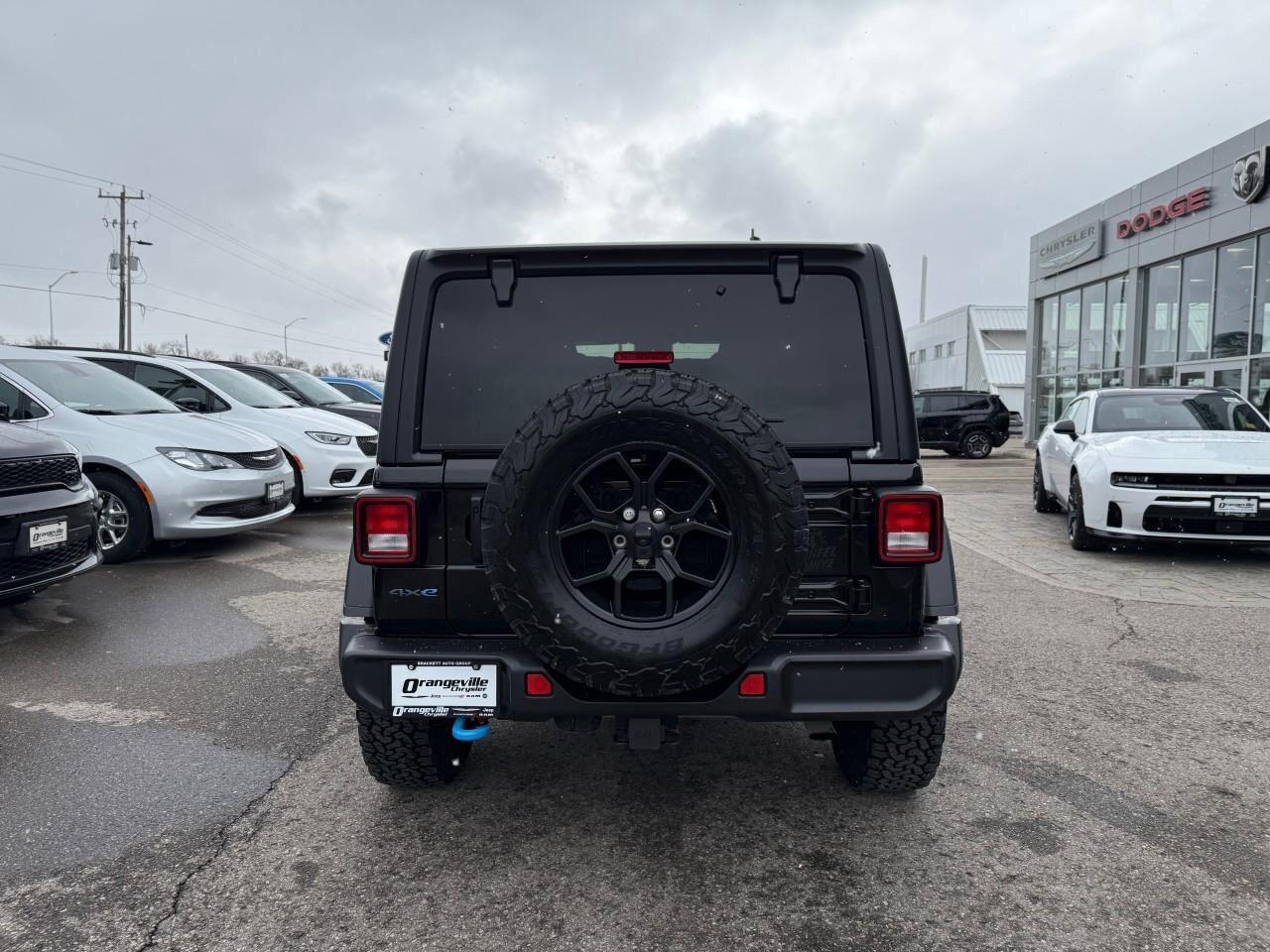 2024 Jeep Wrangler 4xe  Photo