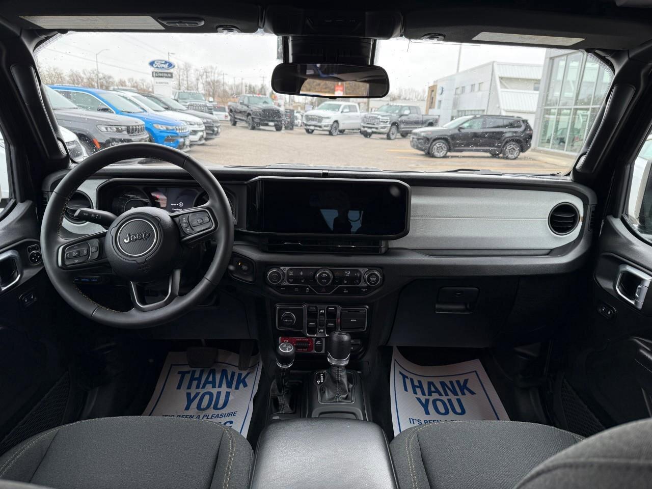 2024 Jeep Wrangler 4xe  Photo