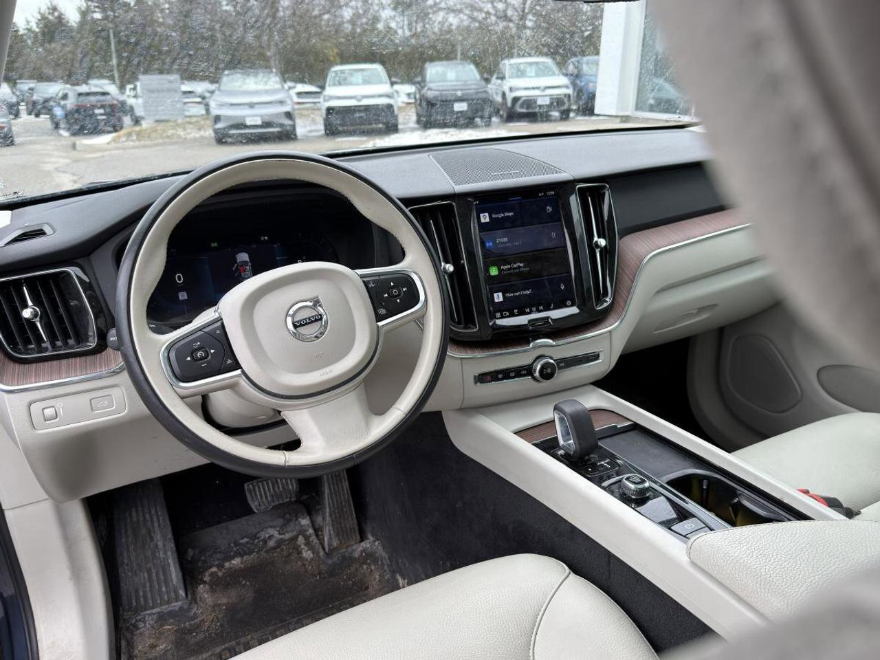 2022 Volvo XC60  Photo