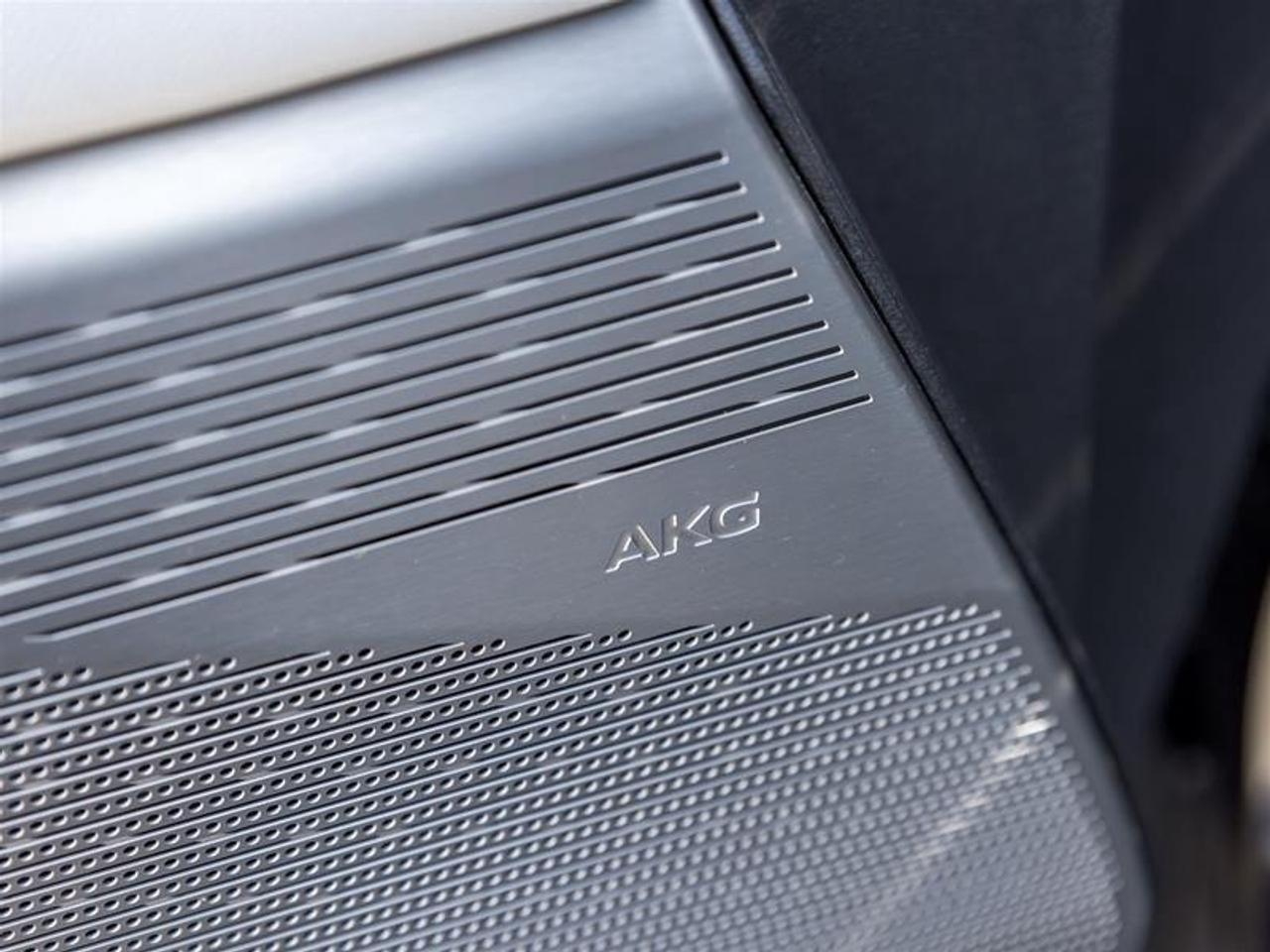 2026 Cadillac OPTIQ Sport 4dr Photo