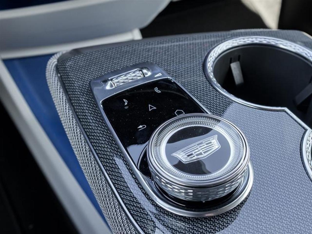 2026 Cadillac OPTIQ Sport 4dr Photo