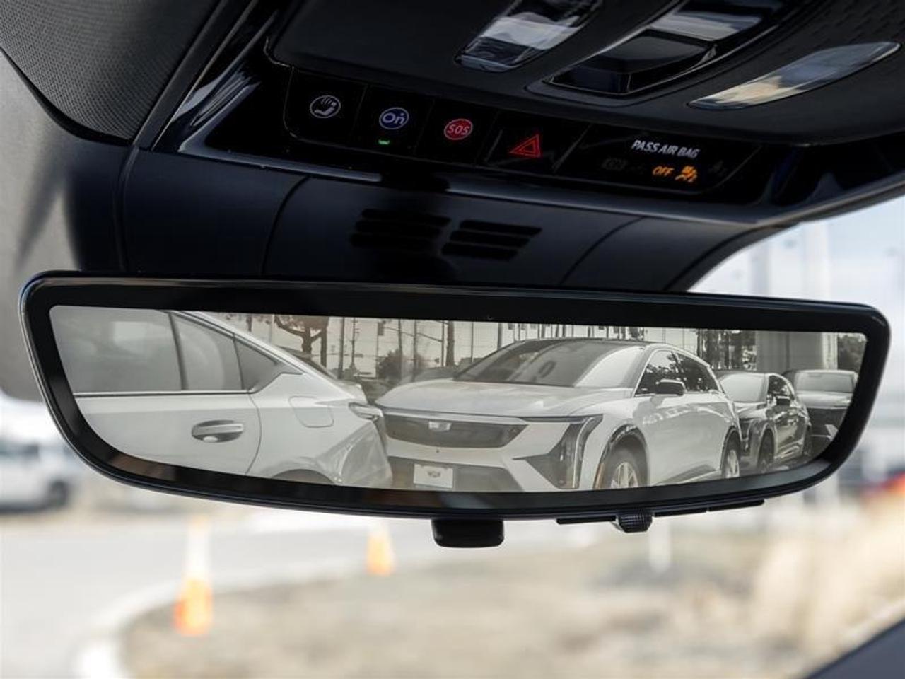 2026 Cadillac OPTIQ Sport 4dr Photo