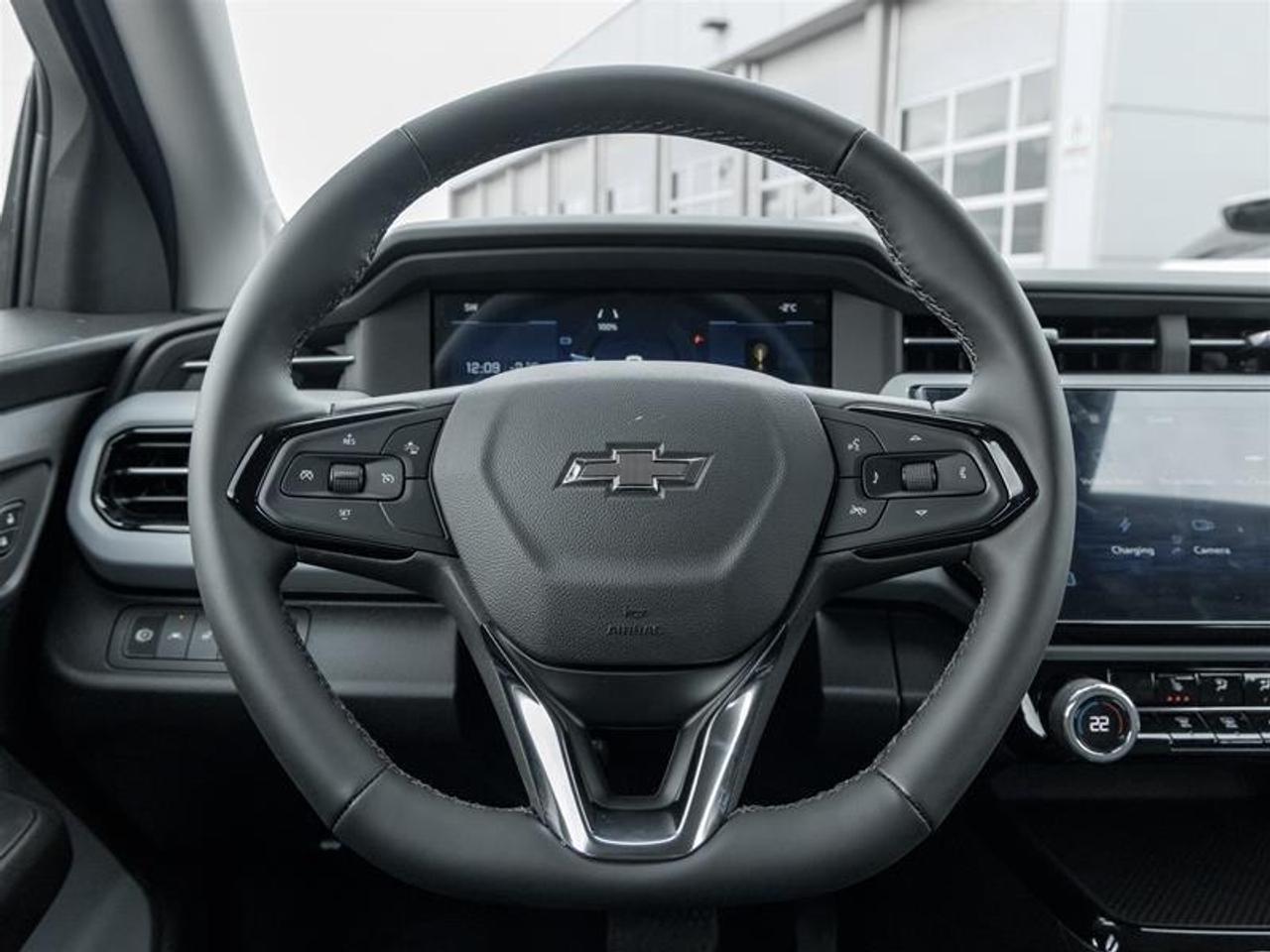 2027 Chevrolet Bolt LT 4dr Photo