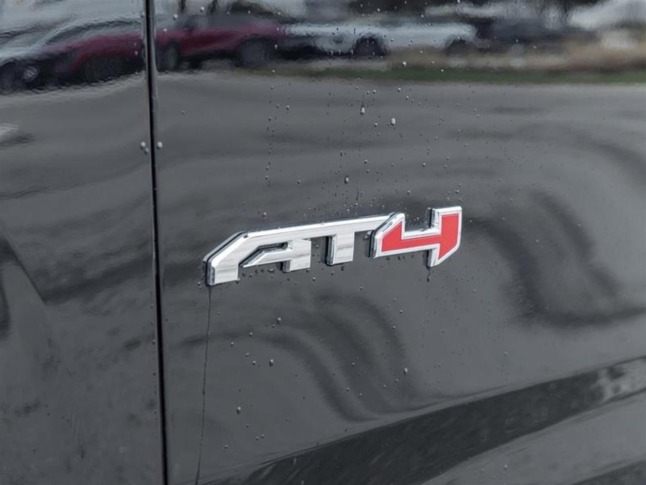 2025 GMC Yukon AT4 4dr 4x4 Photo