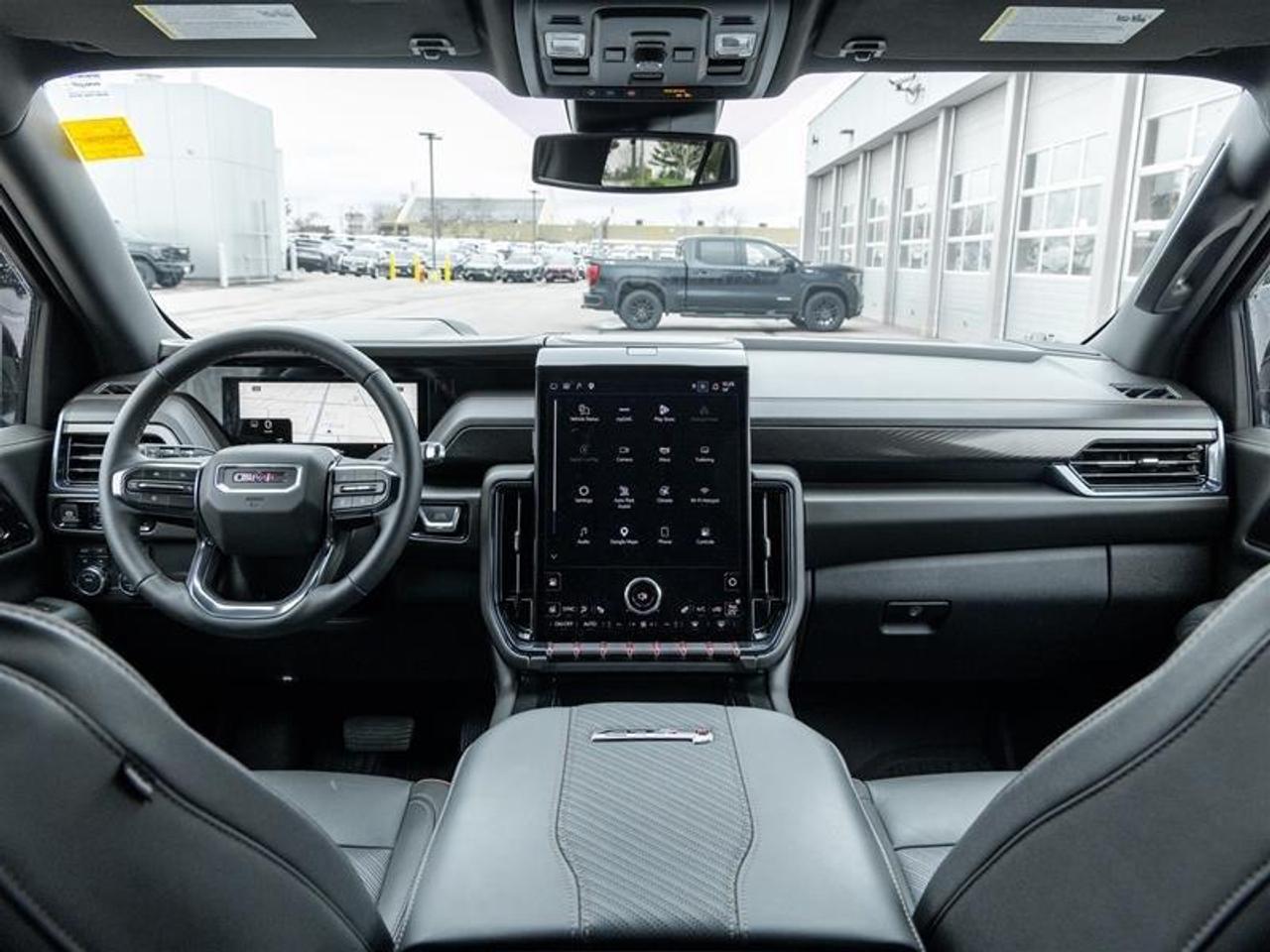 2025 GMC Yukon AT4 4dr 4x4 Photo