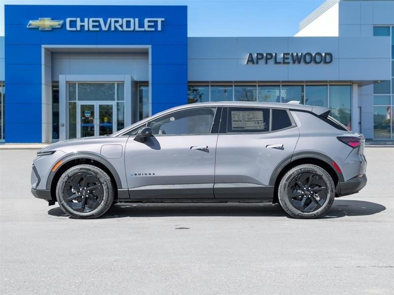 2026 Chevrolet Equinox EV LT 4dr Photo2