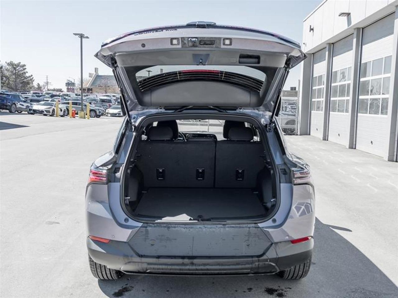 2026 Chevrolet Equinox EV LT 4dr Photo