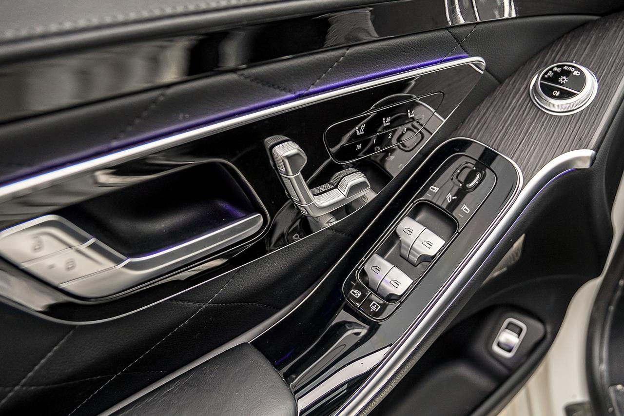 2022 Mercedes-Benz S-Class S 500 4MATIC|AMG PKG|HUD|MASSAGE|SOFT CLOSE| Photo