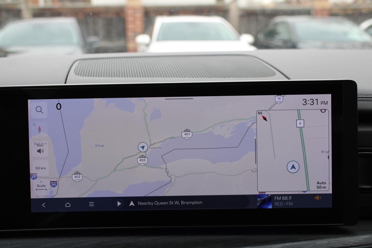 2025 Hyundai Santa Fe Luxury Photo