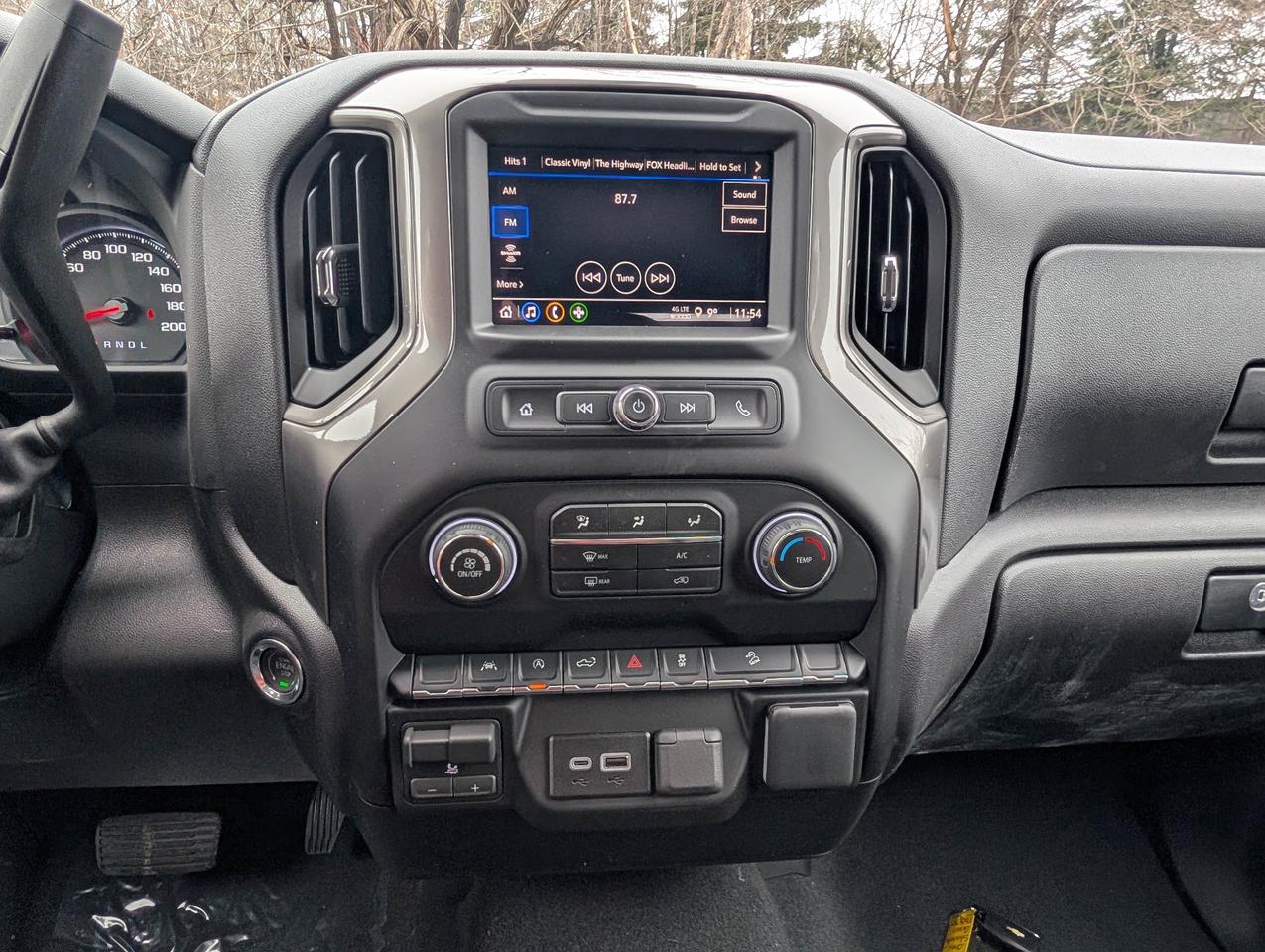 2026 Chevrolet Silverado 1500 Custom Trail Boss Photo