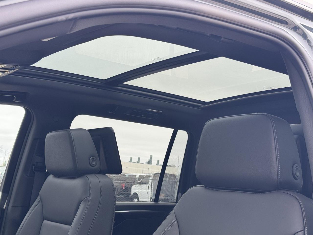 2026 Chevrolet Suburban Z71 Photo