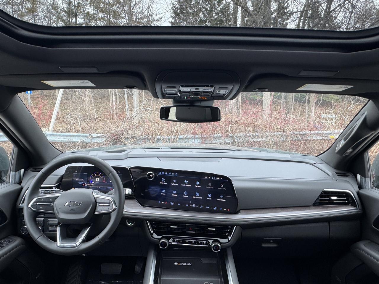 2026 Chevrolet Suburban Z71 Photo