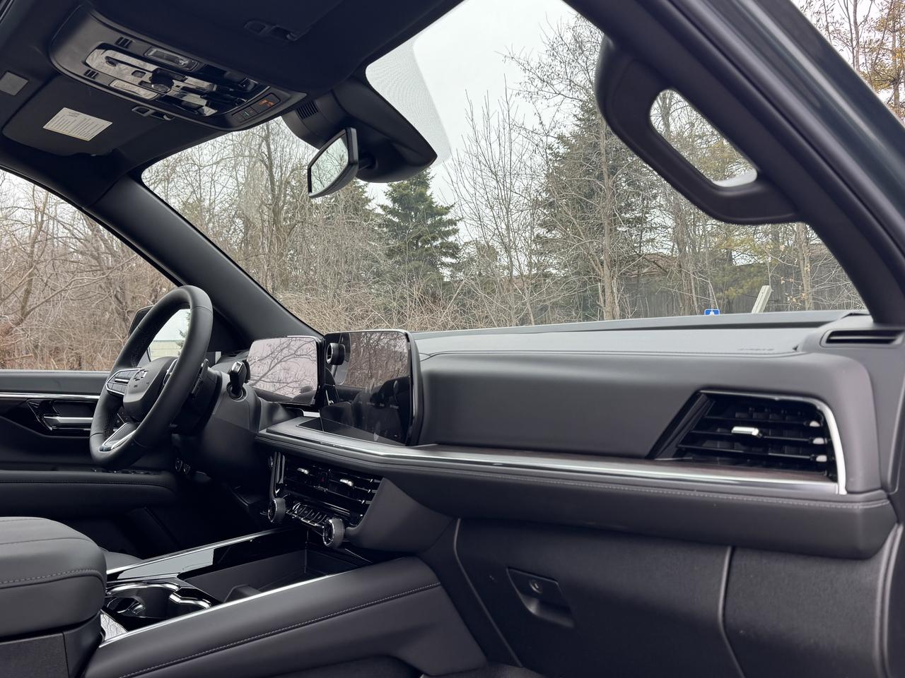 2026 Chevrolet Suburban Z71 Photo