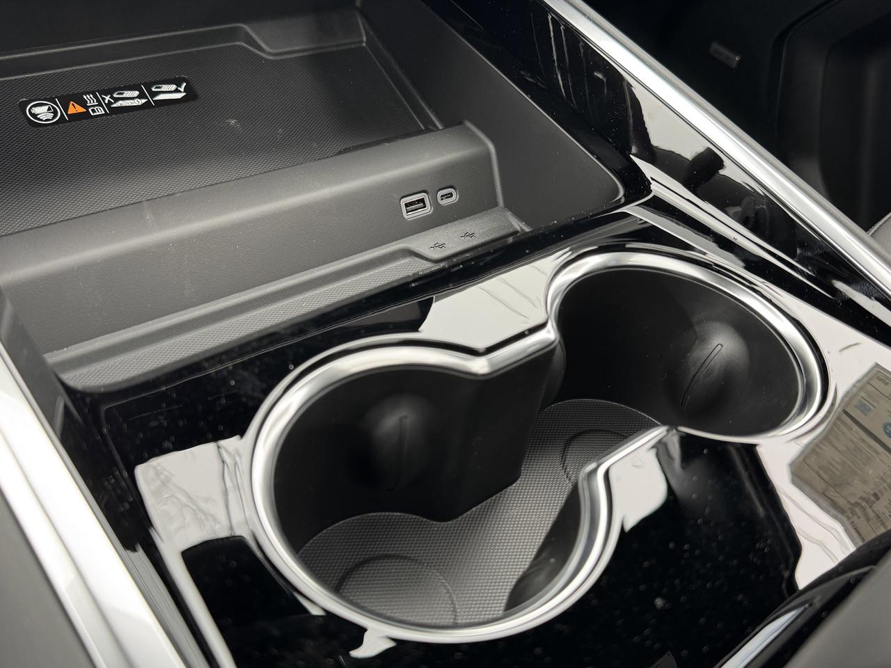 2026 Chevrolet Suburban Z71 Photo