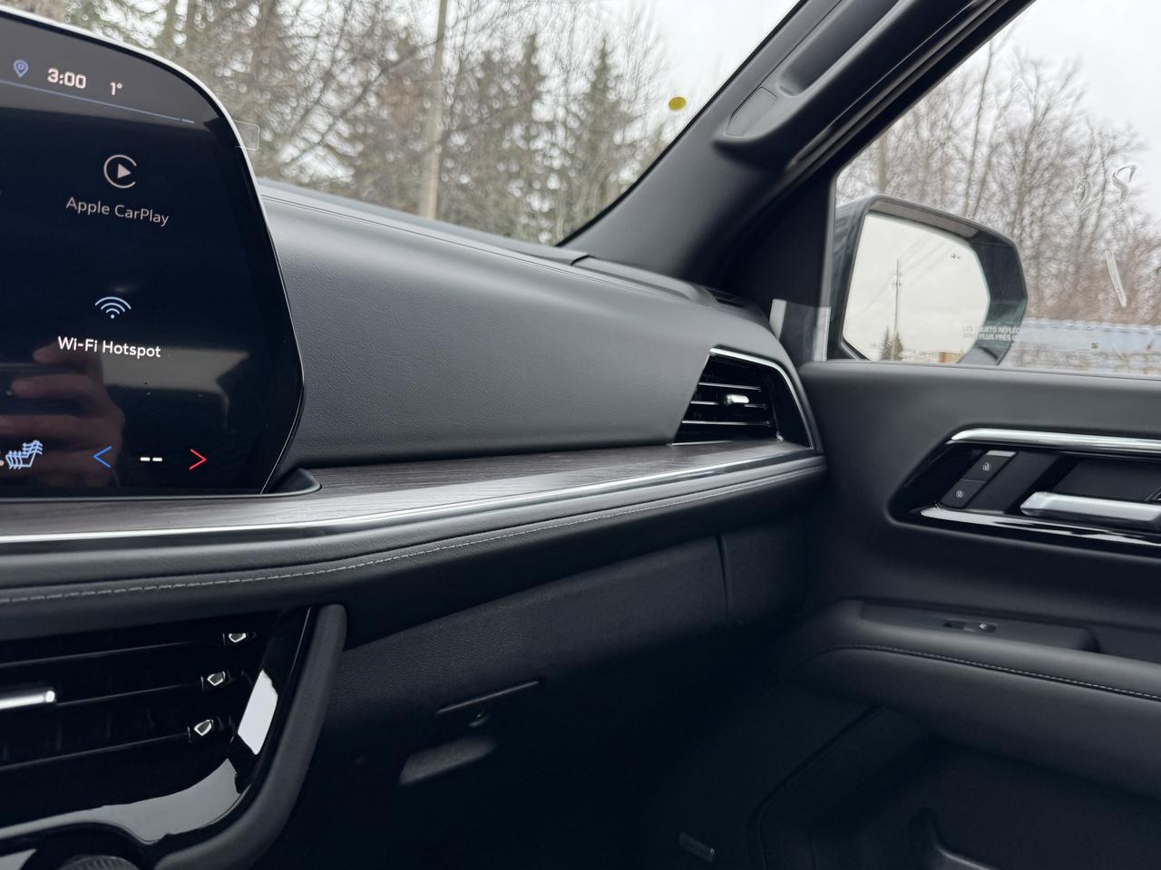 2026 Chevrolet Suburban Z71 Photo