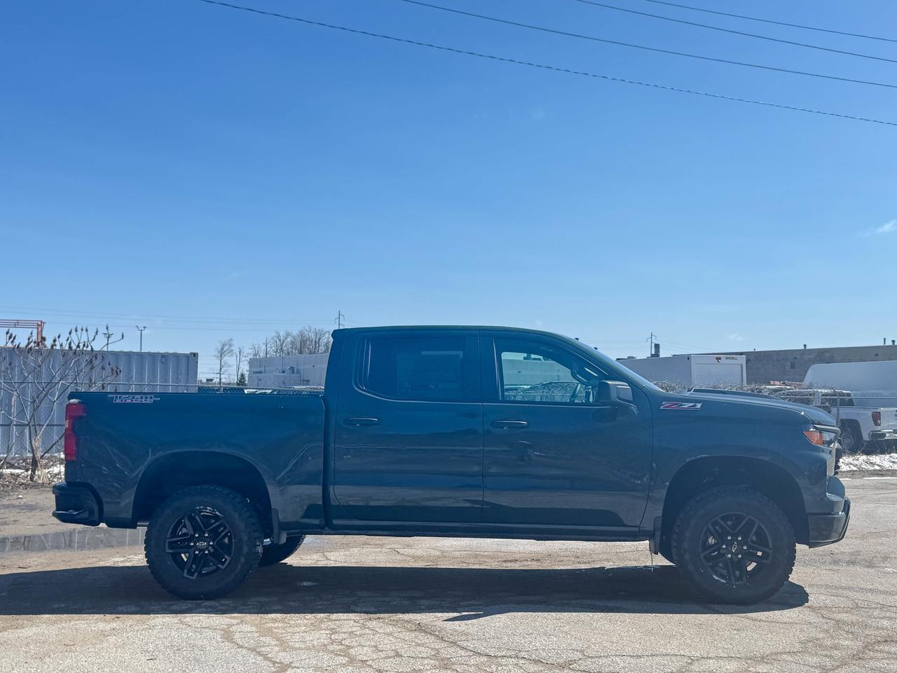 2026 Chevrolet Silverado 1500 Custom Trail Boss Photo4
