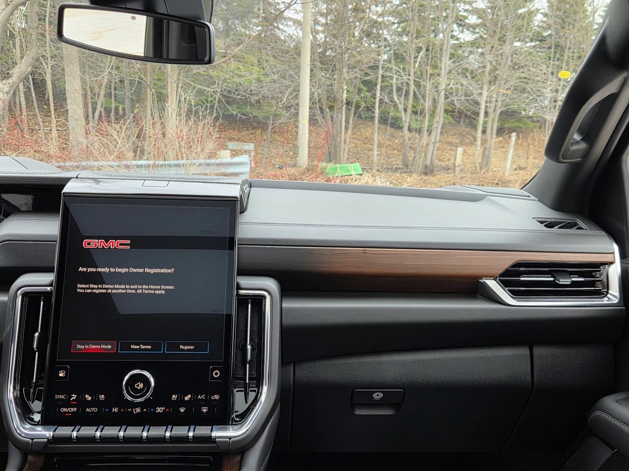 2026 GMC Yukon Denali Photo