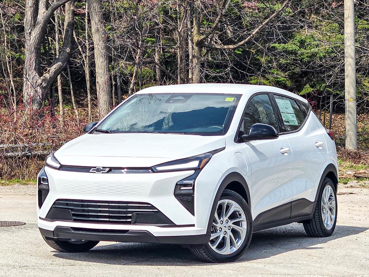2027 Chevrolet Bolt LT Photo