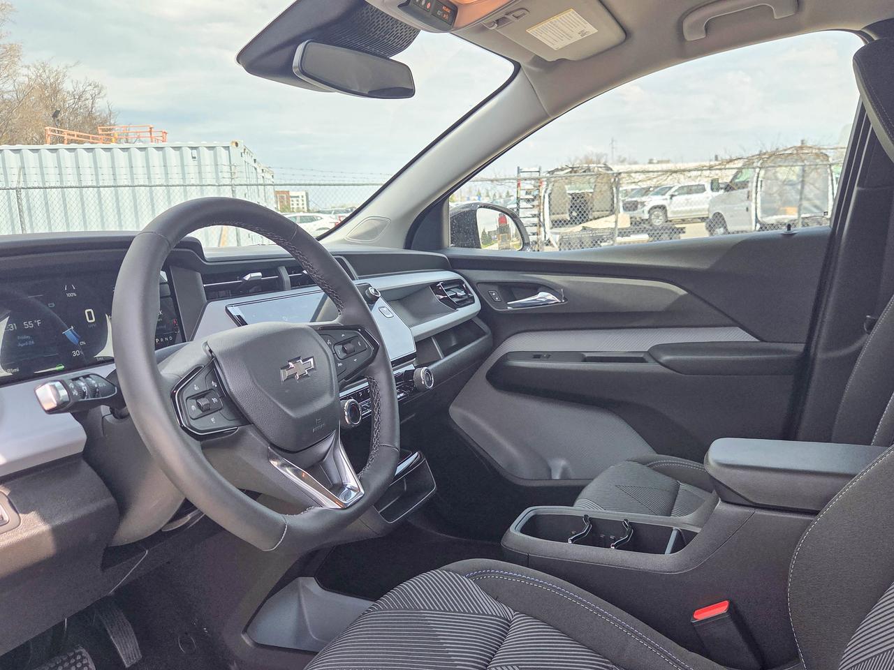 2027 Chevrolet Bolt LT Photo