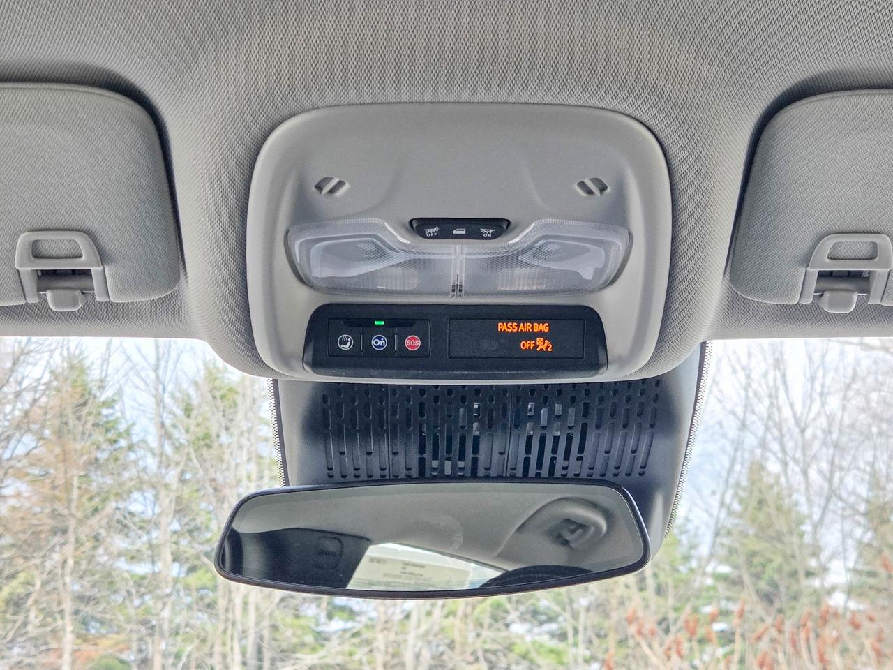 2027 Chevrolet Bolt LT Photo