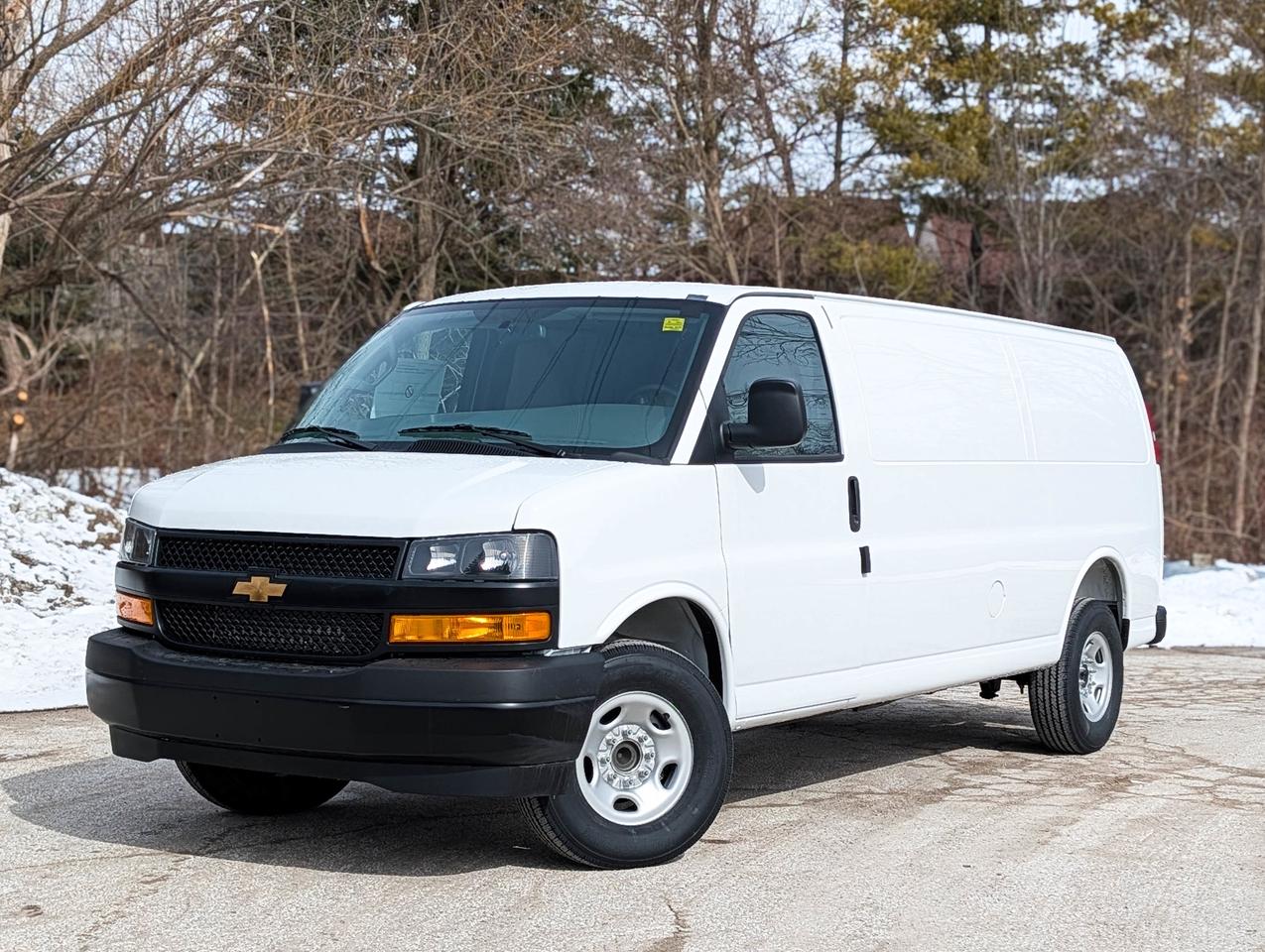 2026 Chevrolet Express Cargo Van  Photo