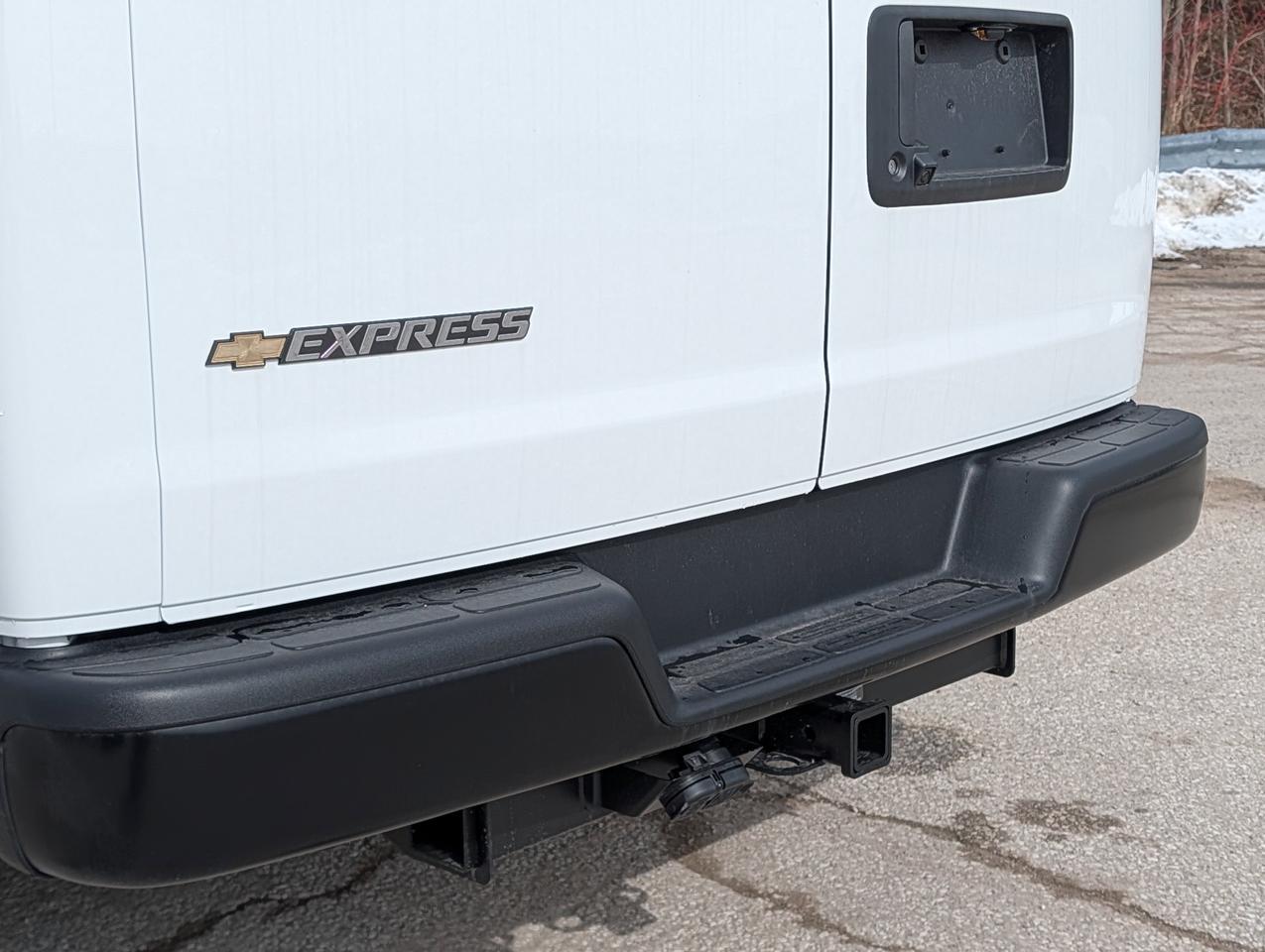 2026 Chevrolet Express Cargo Van  Photo