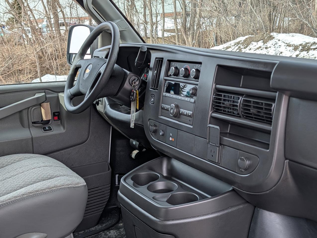 2026 Chevrolet Express Cargo Van  Photo