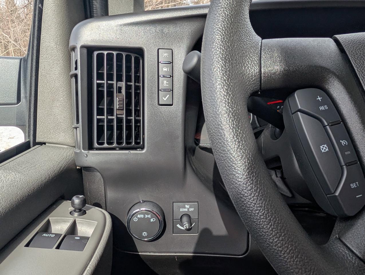 2026 Chevrolet Express Cargo Van  Photo