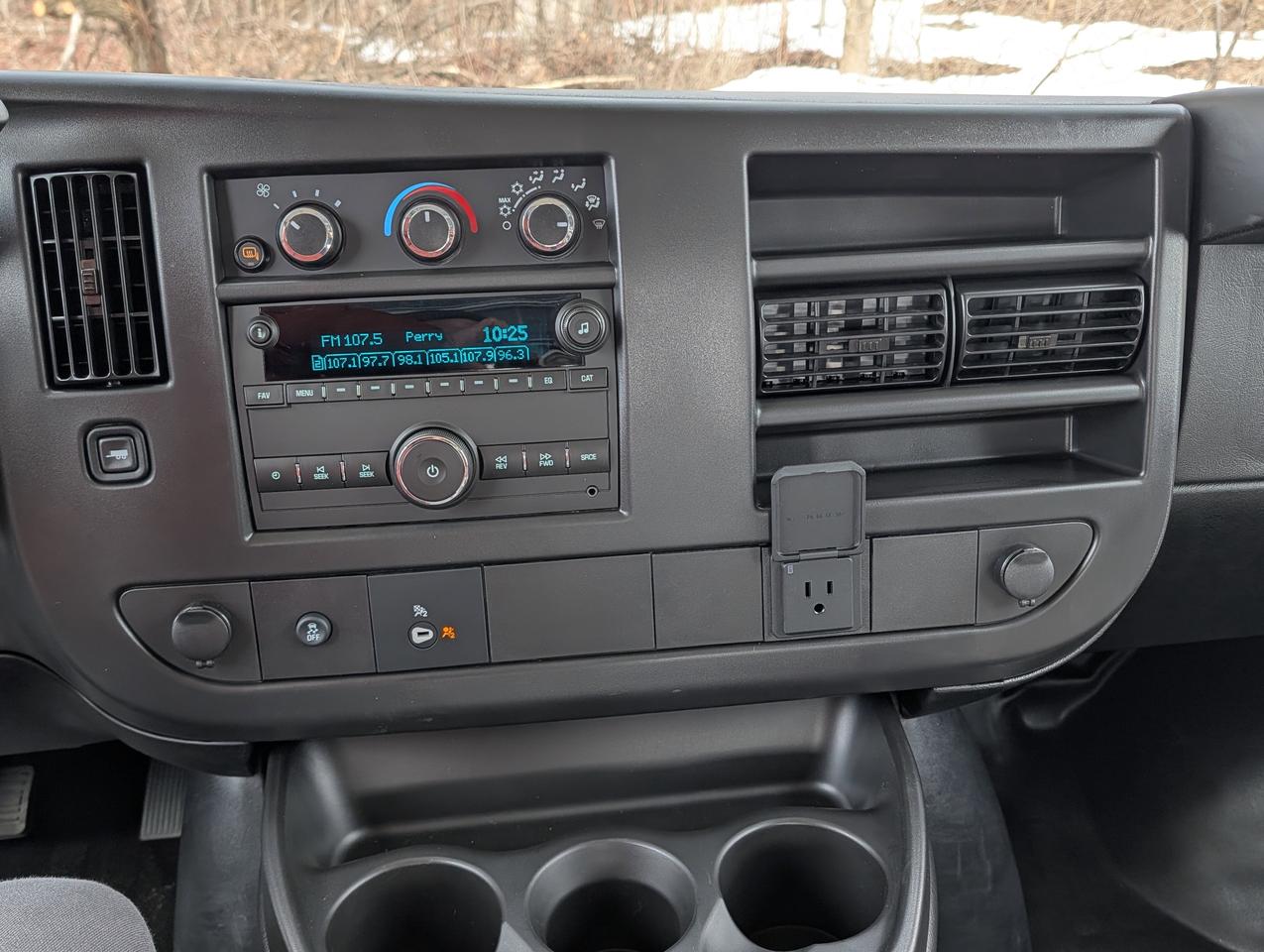 2026 Chevrolet Express Cargo Van  Photo