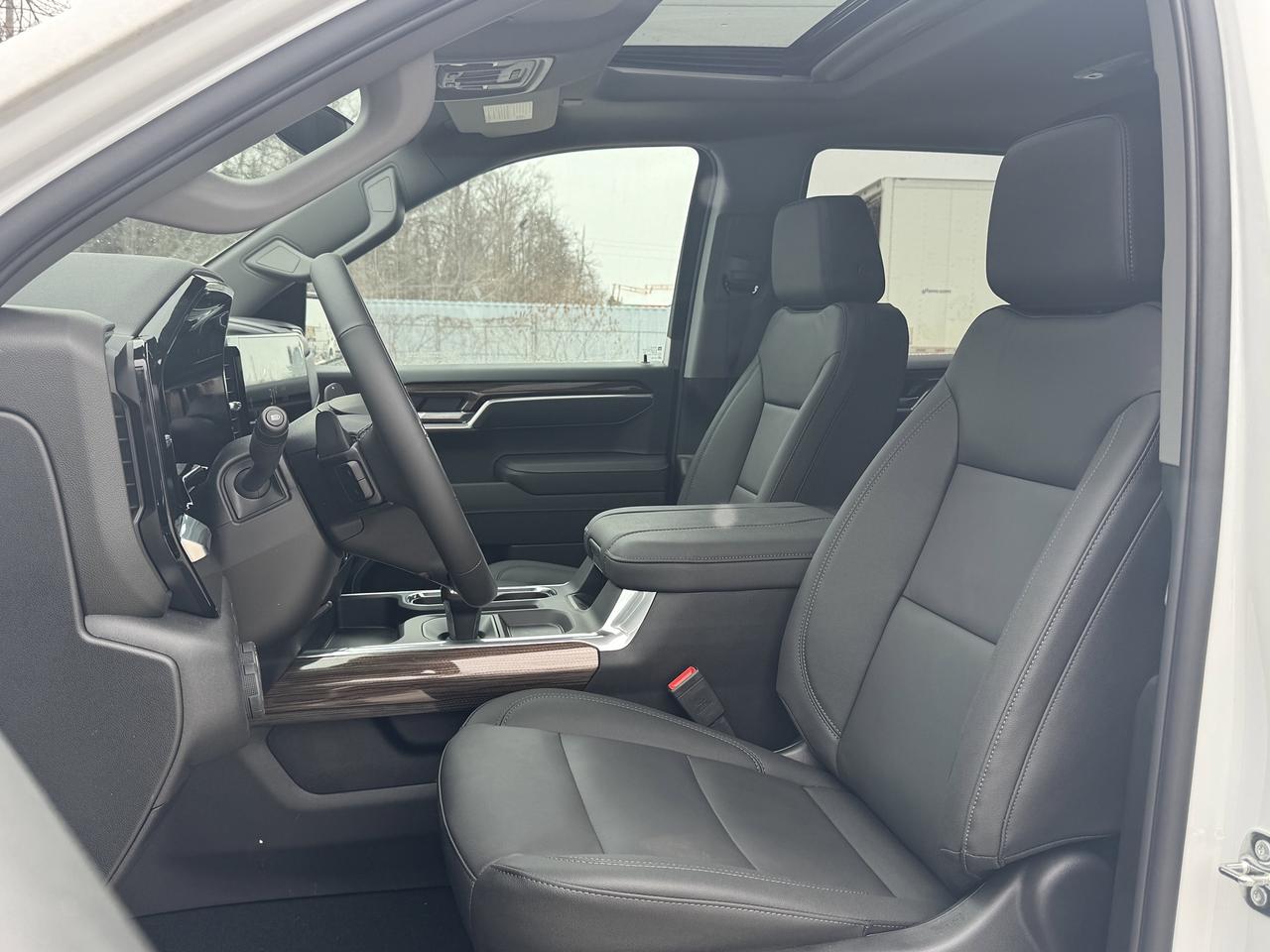 2026 Chevrolet Silverado 1500 RST Photo