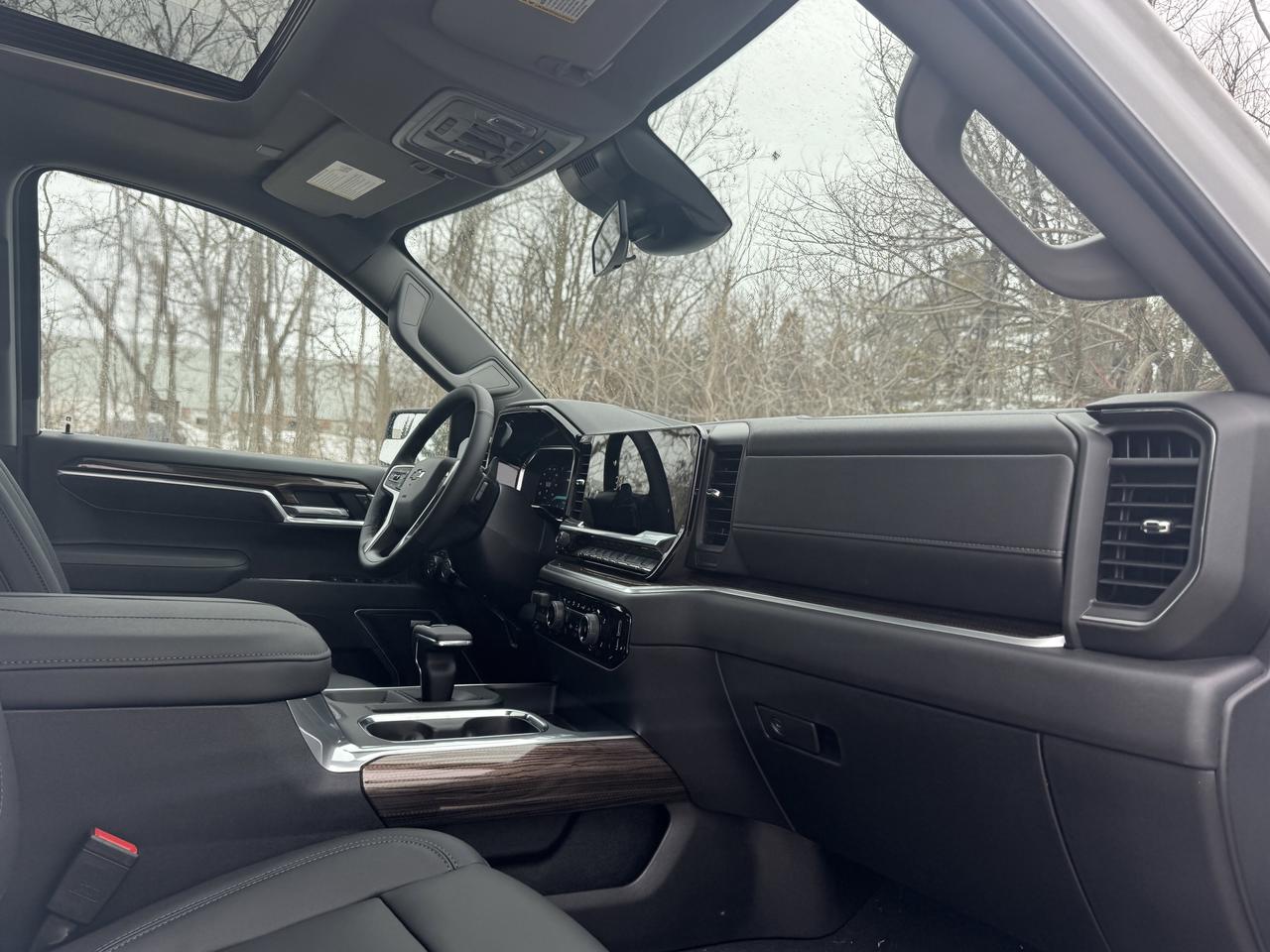 2026 Chevrolet Silverado 1500 RST Photo