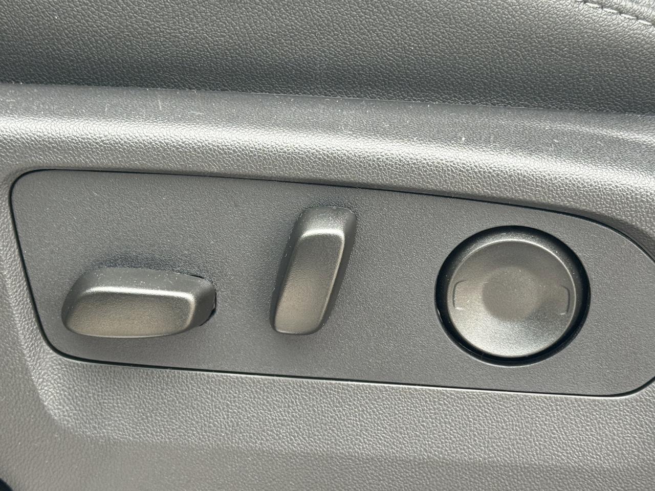 2026 Chevrolet Silverado 1500 RST Photo