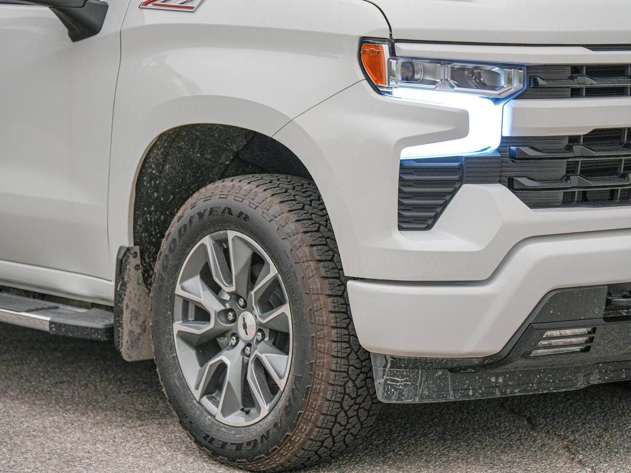 2026 Chevrolet Silverado 1500 RST Photo2