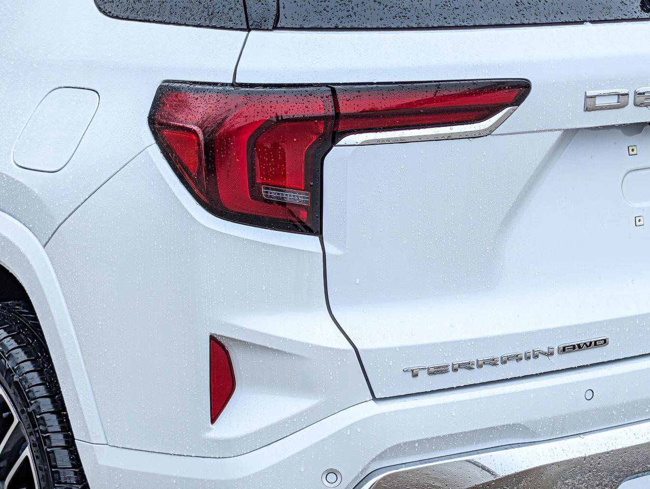 2026 GMC Terrain AWD Denali Photo