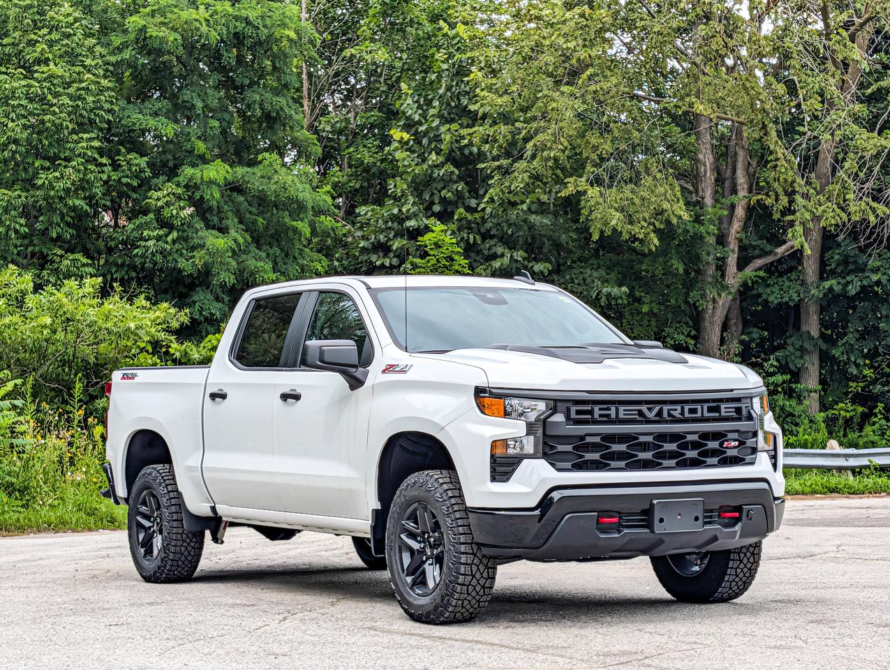 2026 Chevrolet Silverado 1500 Custom Trail Boss Photo2