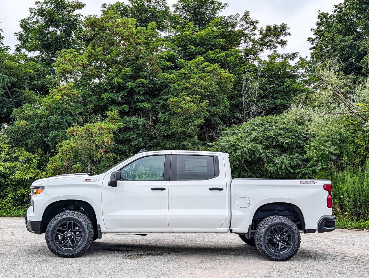 2026 Chevrolet Silverado 1500 Custom Trail Boss Photo