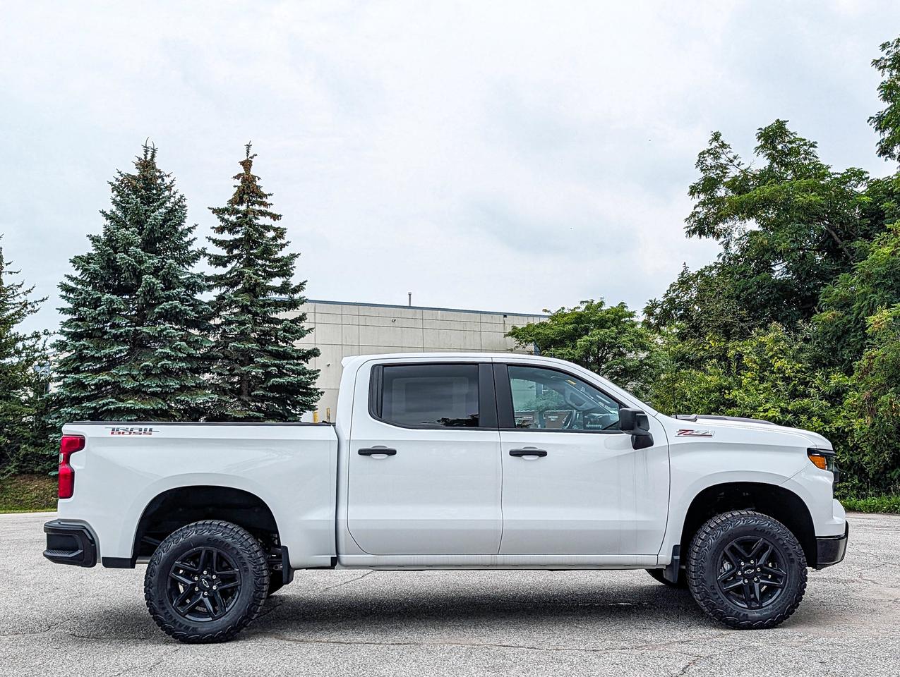 2026 Chevrolet Silverado 1500 Custom Trail Boss Photo