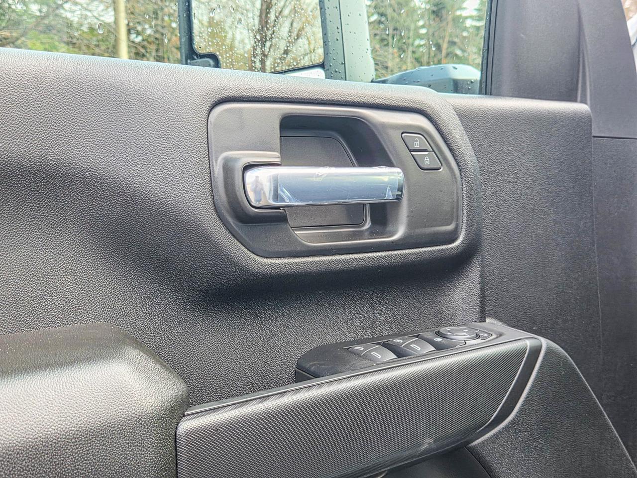 2026 GMC SIERRA 2500HD Pro Photo