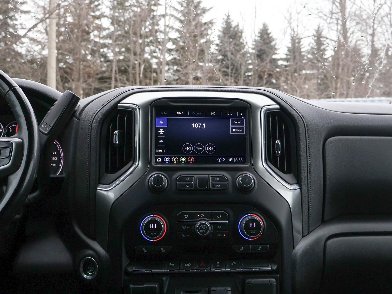 2023 Chevrolet SILVERADO 2500HD LT Photo