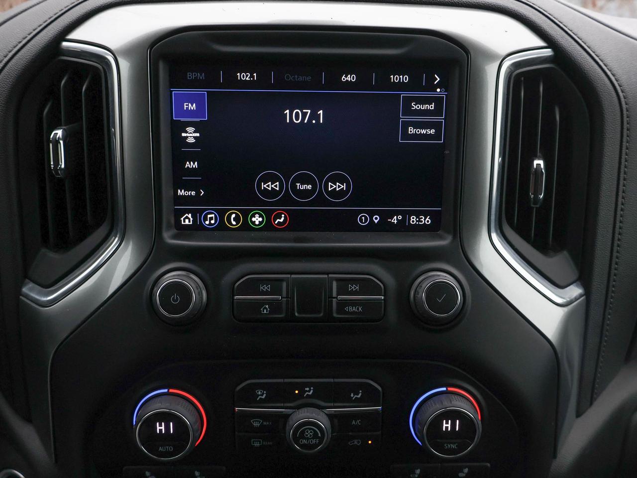 2023 Chevrolet SILVERADO 2500HD LT Photo