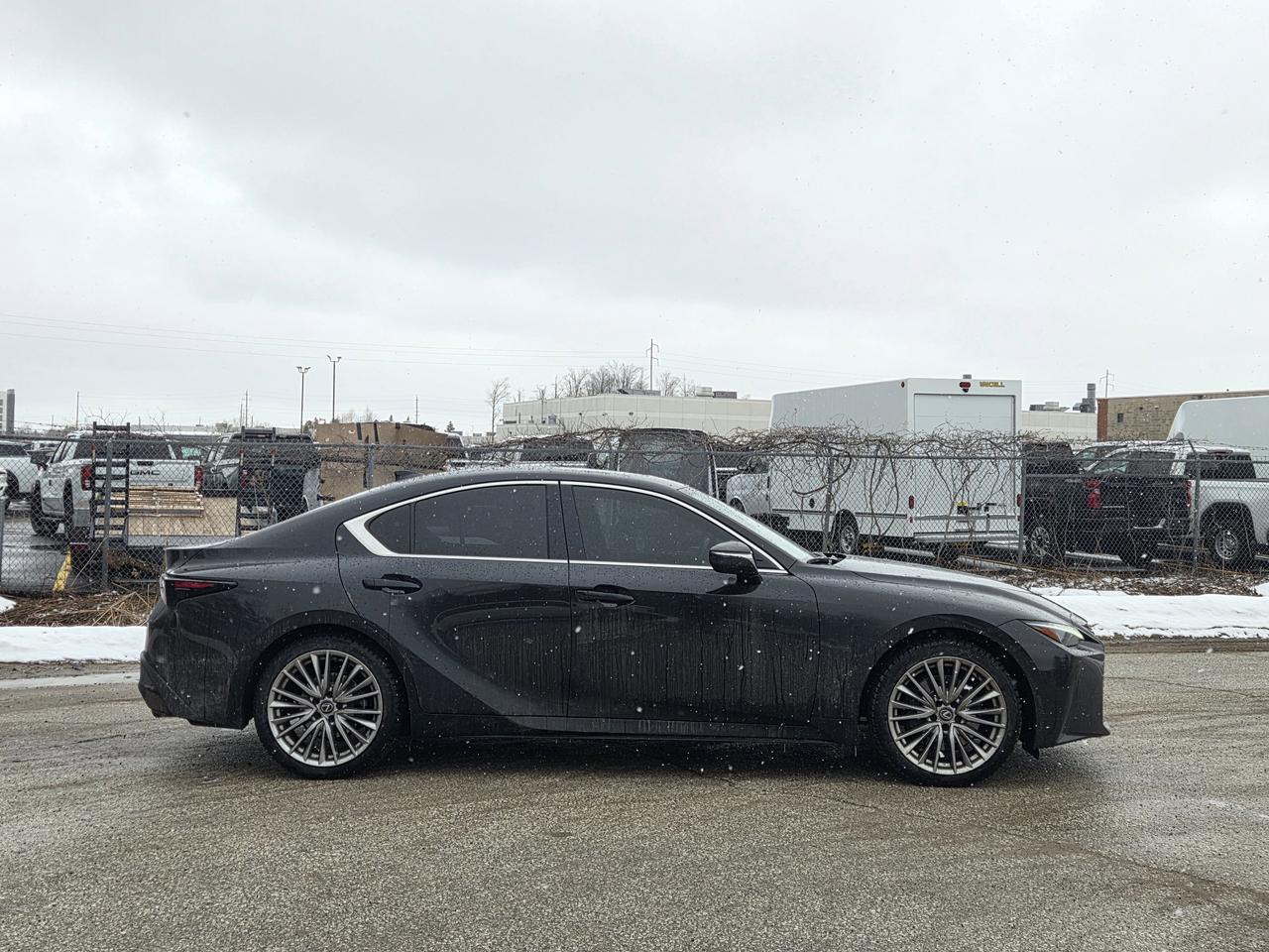 2023 Lexus IS 300 Photo2