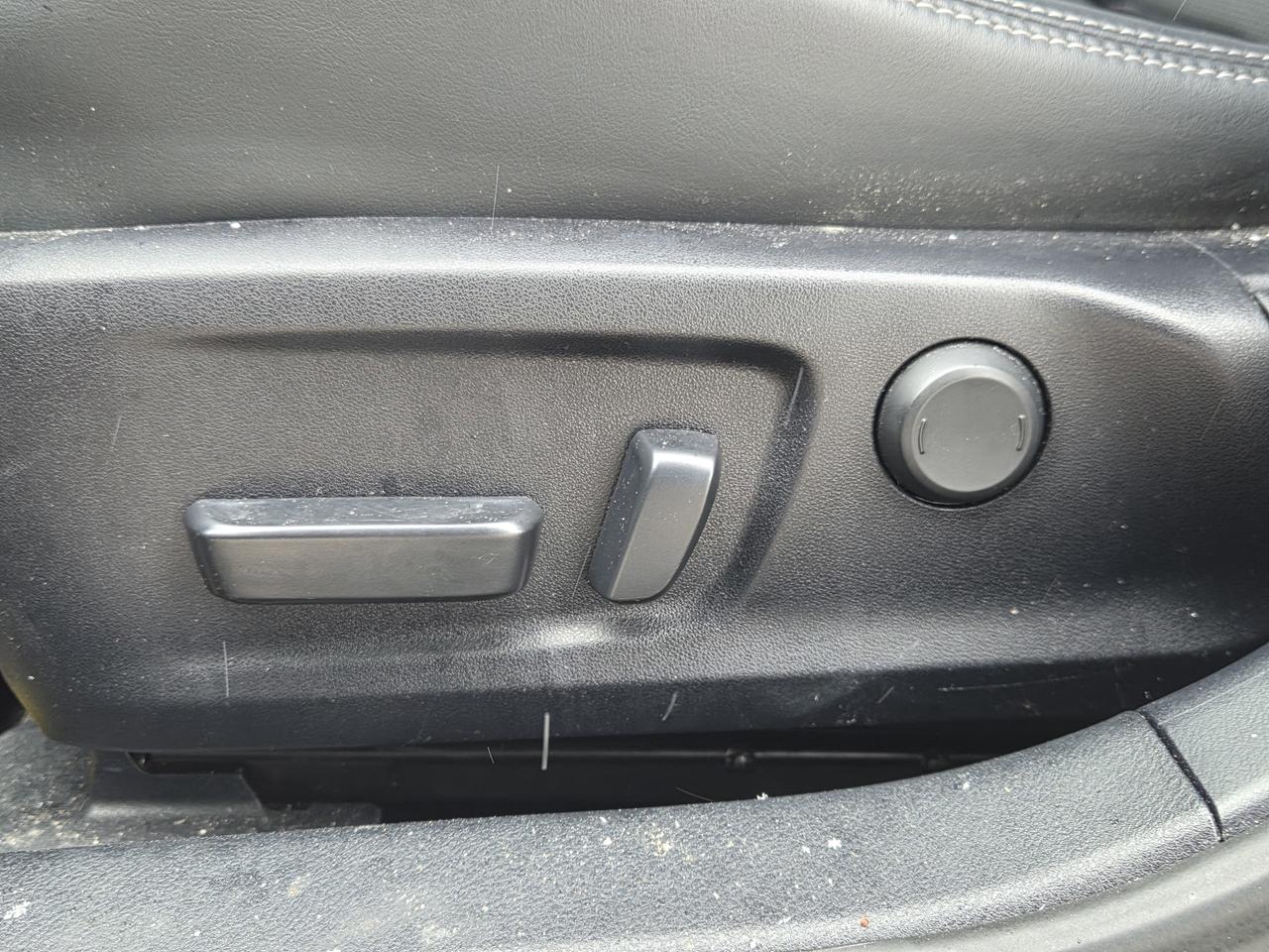 2023 Lexus IS 300 Photo