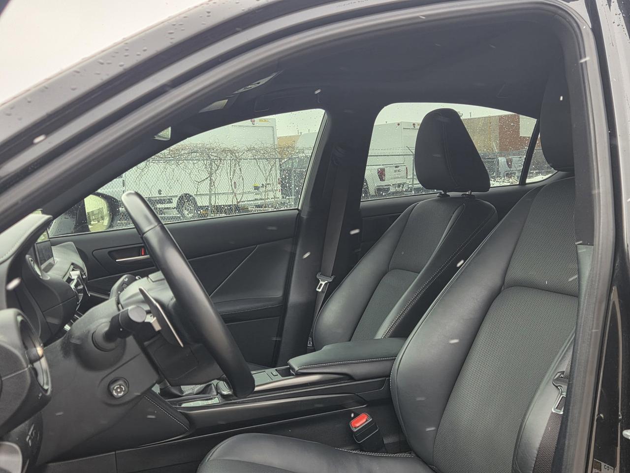 2023 Lexus IS 300 Photo