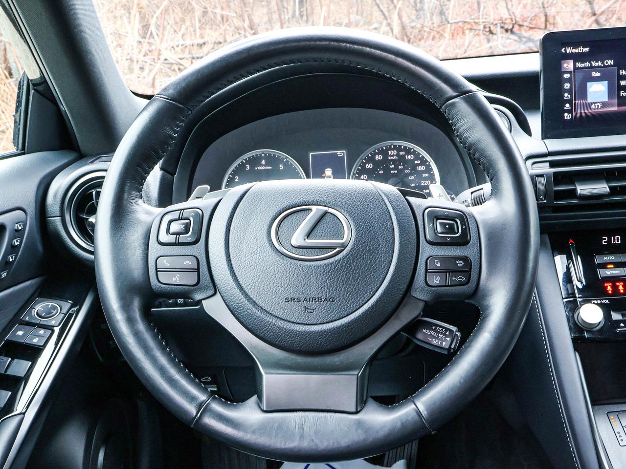 2023 Lexus IS 300 Photo