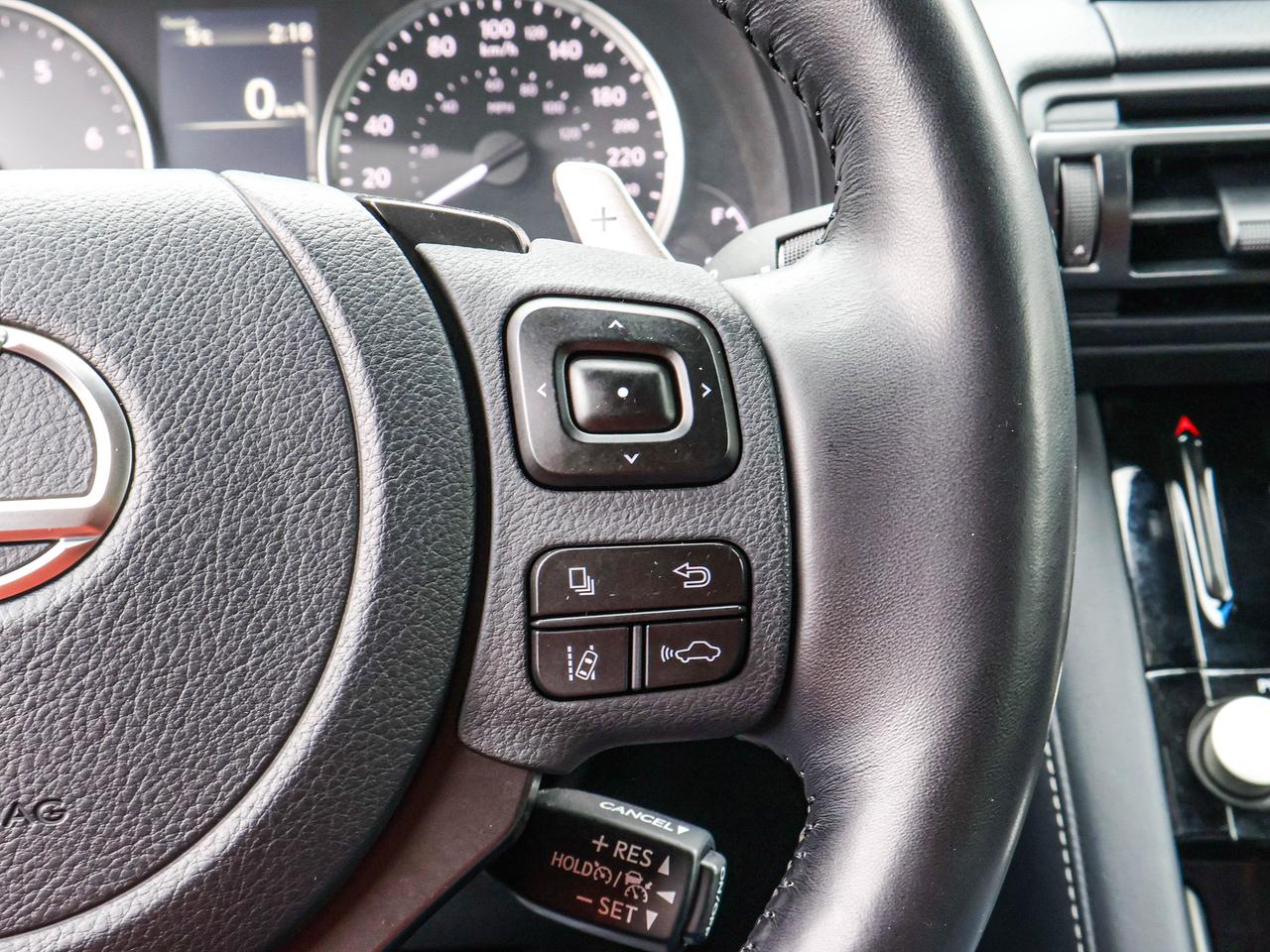 2023 Lexus IS 300 Photo