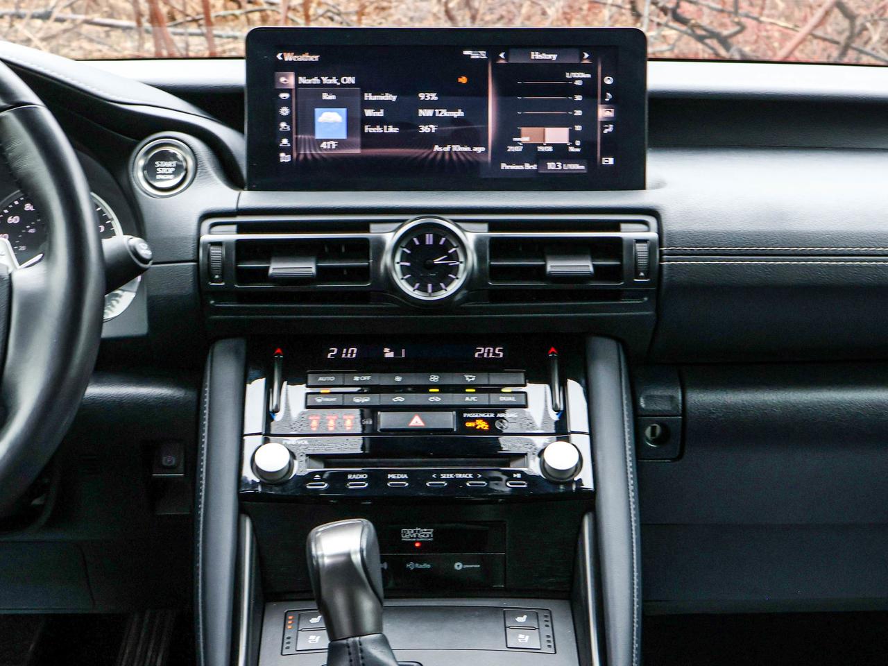 2023 Lexus IS 300 Photo