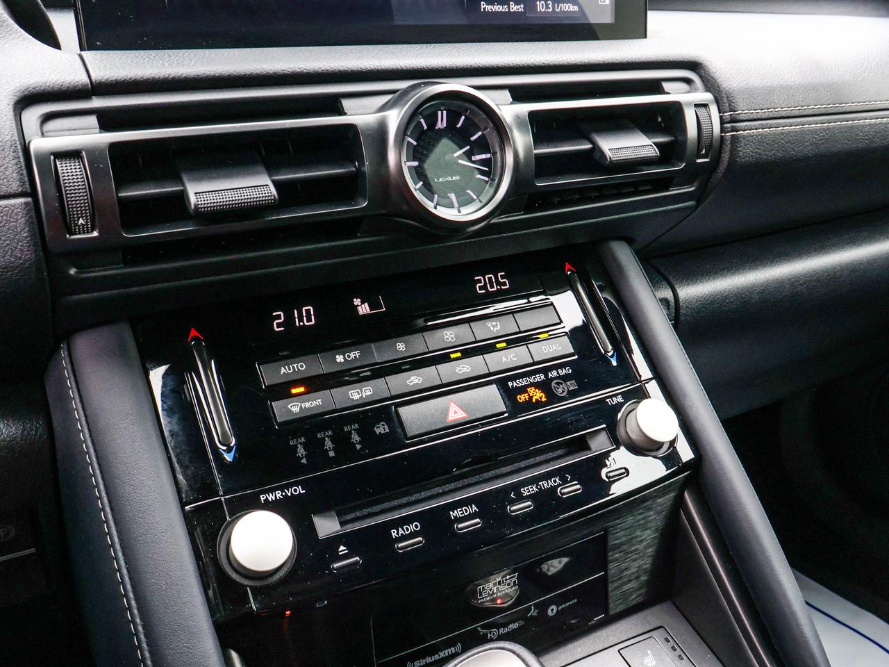 2023 Lexus IS 300 Photo