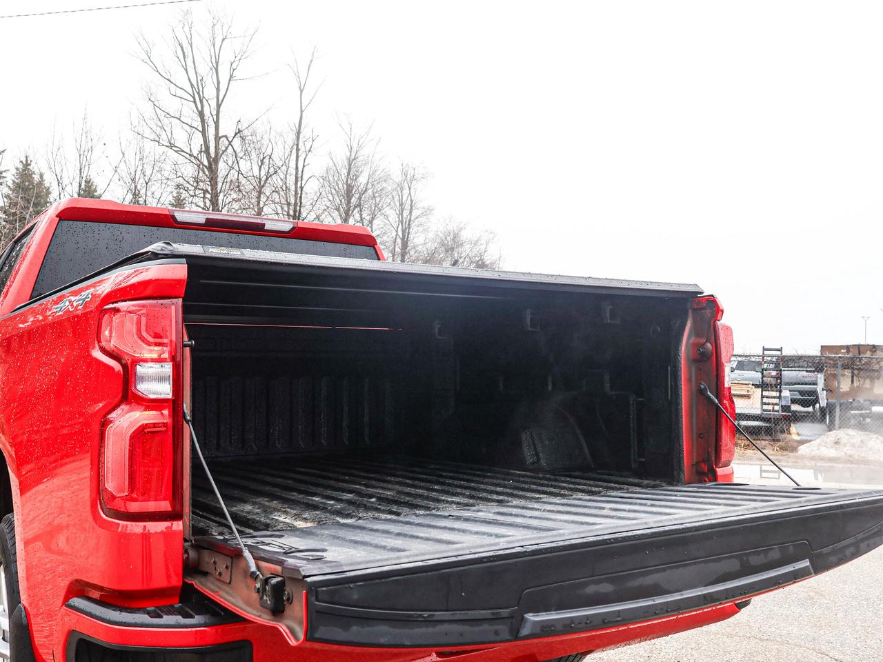 2020 Chevrolet Silverado 1500 RST Photo