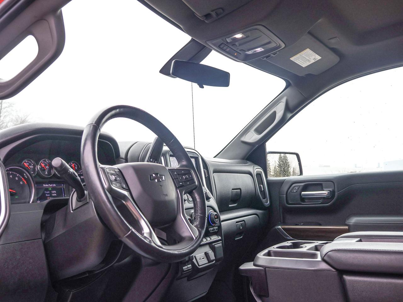 2020 Chevrolet Silverado 1500 RST Photo