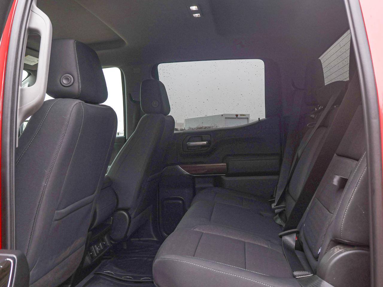 2020 Chevrolet Silverado 1500 RST Photo